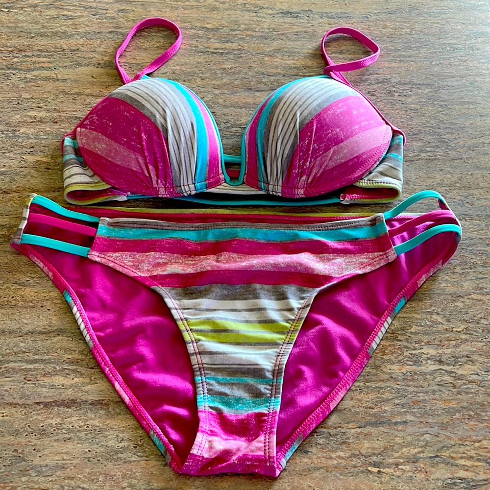 NWOT Stripped Bikini Bundle ~XL